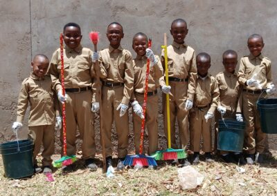 Girl Guides Club Lead the Way in Environmental Cleaness13