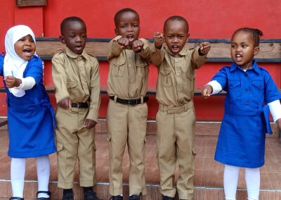 Girl Guides Club Lead the Way in Environmental Cleaness3